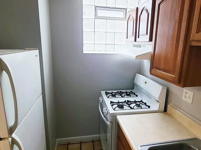 3654 Middleton Ave — Photo 56