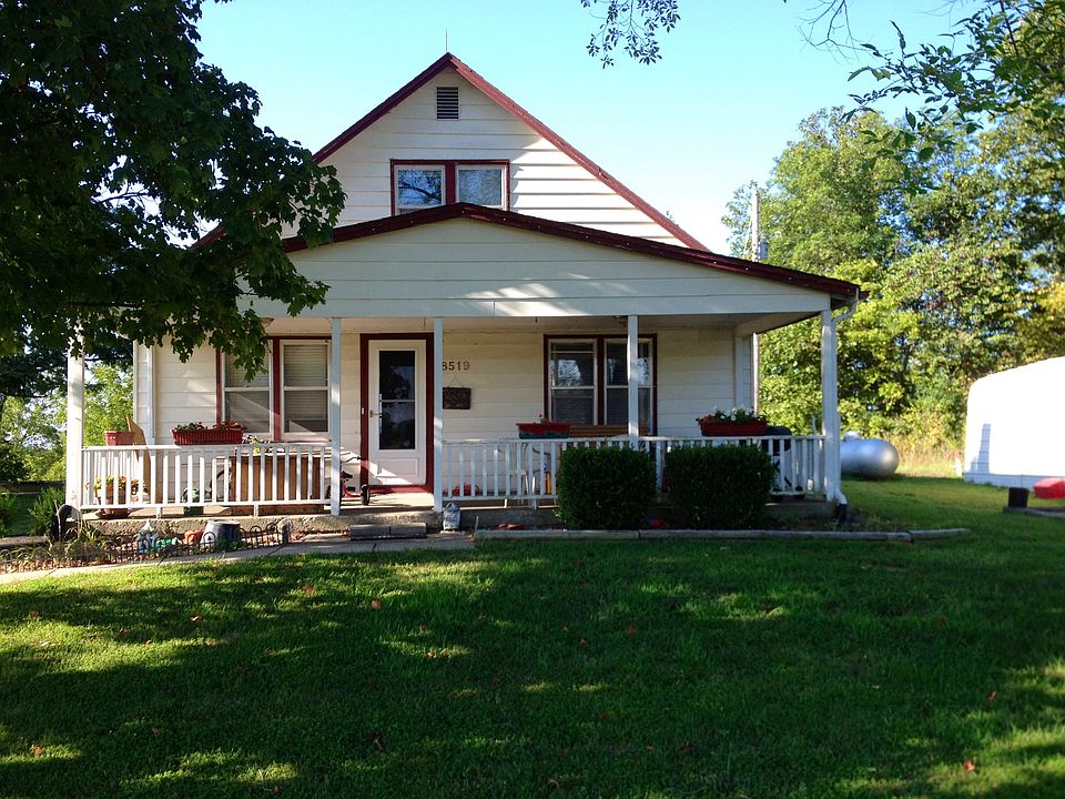 Cute country home
