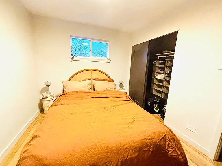 1087 N Wolff St — Photo 13