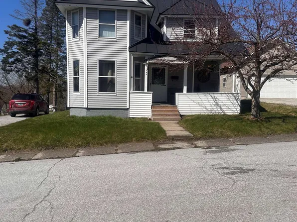102 Highland Avenue, Richford, VT 05476
