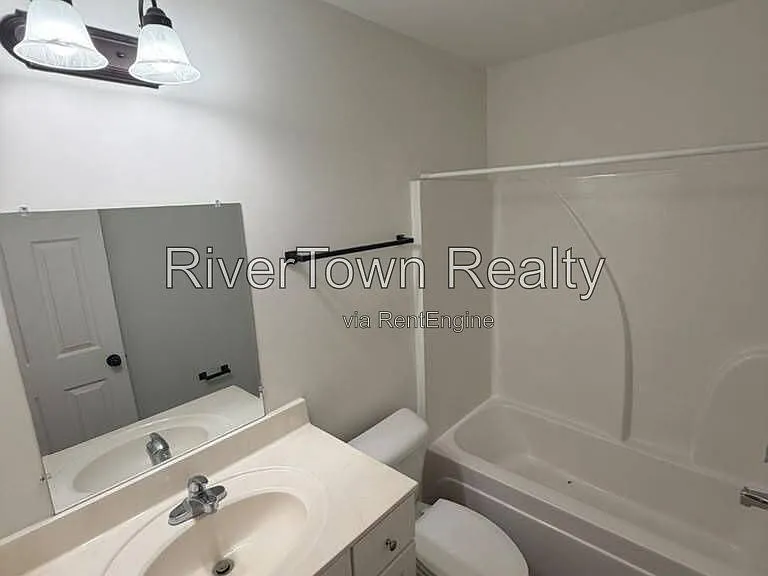 3854 Ajanders Dr — Photo 12