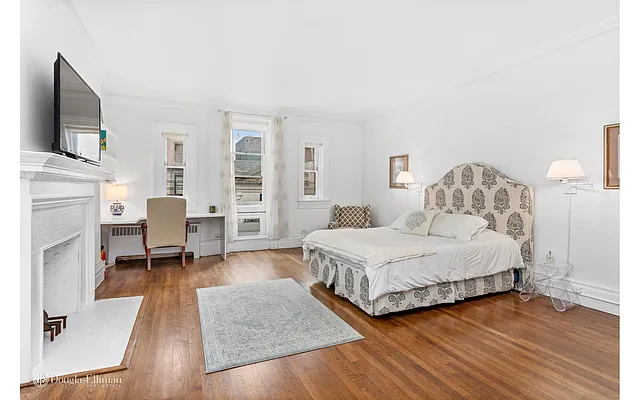 Rented by Douglas Elliman | media 1