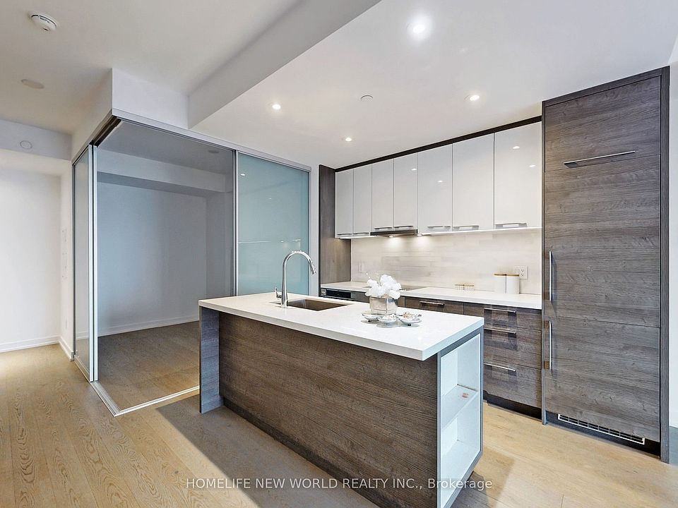 1st image of 488 University Ave #4501