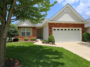 25 Autumn Ridge Dr, O'Fallon, MO 63366