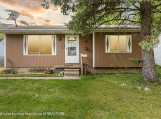 1726 Mary Ave, Lansing, MI 48910