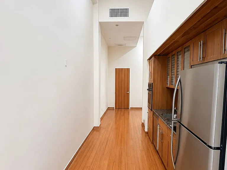 290 Pleasant St #216 — Photo 15