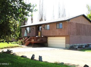 1300 Braden Rd, Grandview, WA 98930