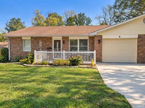 6 Woodmere Dr, Washington, IN 47501