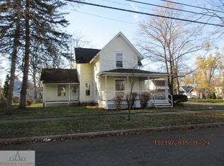 721 N Water St, Owosso, MI 48867