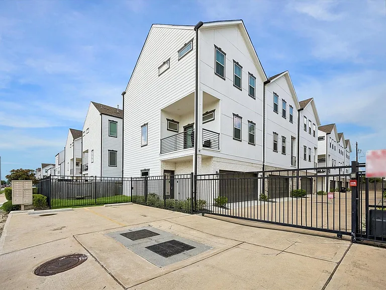 5406 Wheatley St #E — Photo 2