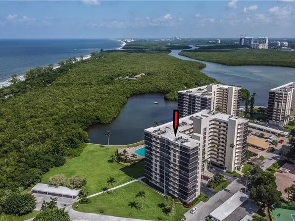 11 Bluebill AVE #1101, NAPLES, FL 34108