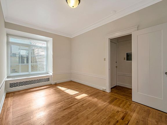 2nd image of 1250 Pine St #9