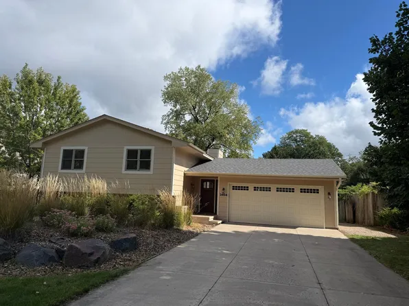 3404 Owasso St, Shoreview, MN 55126