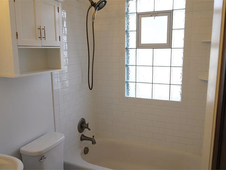 The Randolph Flats — Photo 8