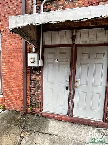 18 N Main St Photo 1