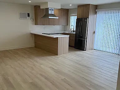 8223 Blackburn Ave. — Photo 3