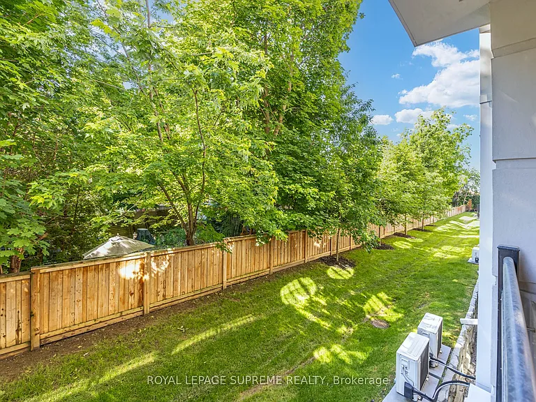 652 Cricklewood Dr #207 — Photo 32