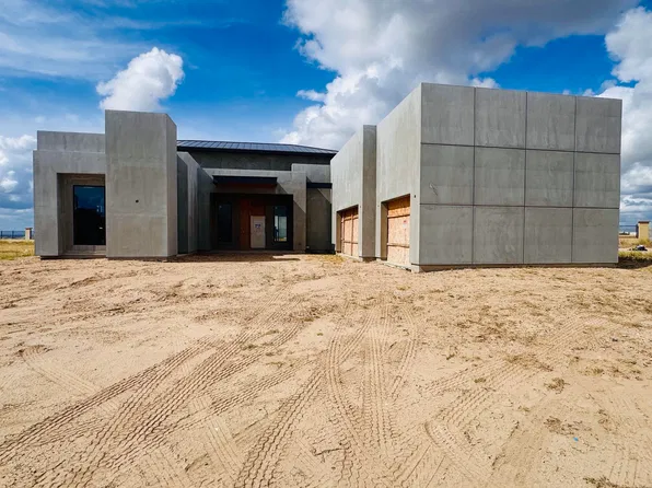 12 Acantilado Dr, Laredo, TX 78045