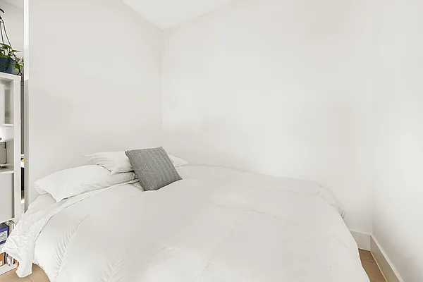 Rented by Compass | media 3