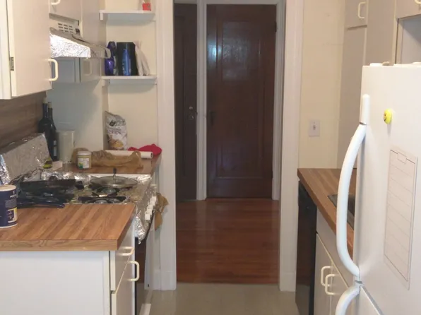 8 Mount Ida St, Newton, MA