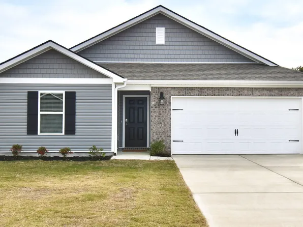 29 Pine St, Byhalia, MS 38611