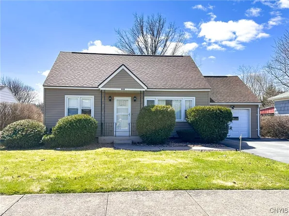 906 Arthur St, Utica, NY 13501