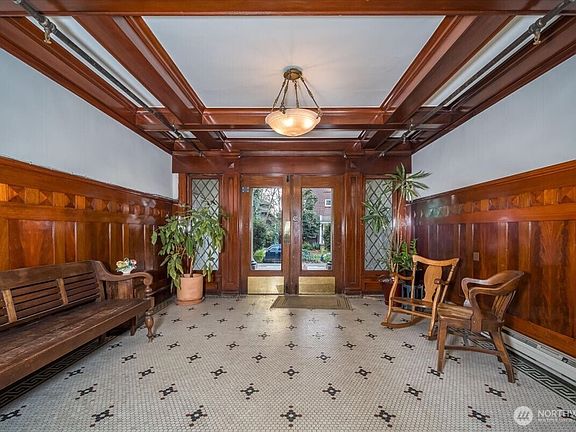 2nd image of 626 13th Avenue E #O