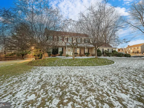 246 Musket Ln, Chesterbrook, PA 19087