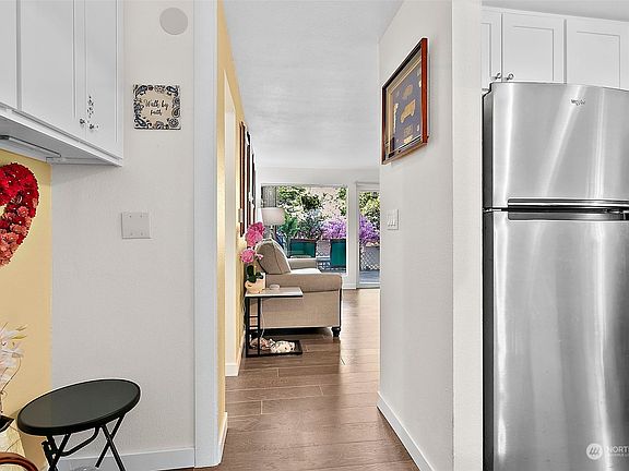 3rd image of 10430 Gravelly Lake Dr SW #41