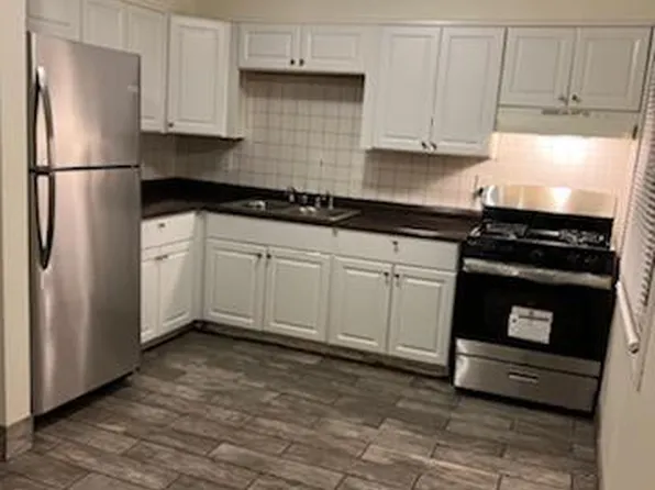 8616 W Congress St #3, Milwaukee, WI 53225