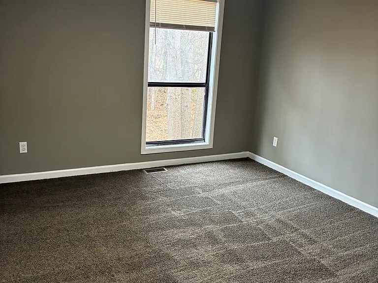 5882 Aftonshire Dr — Photo 8
