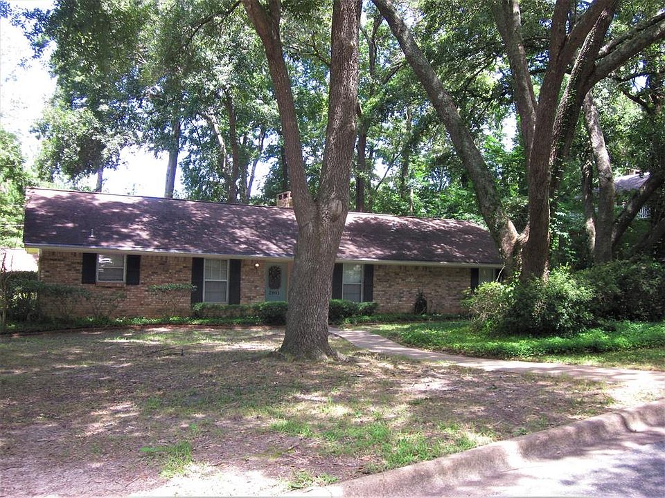 1st image of 2901 Dogwood Dr