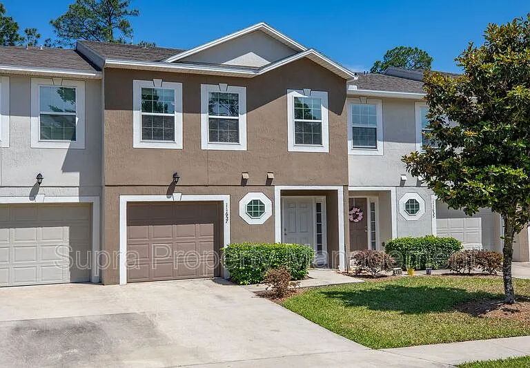 11657 Hickory Oak Dr — Photo 3