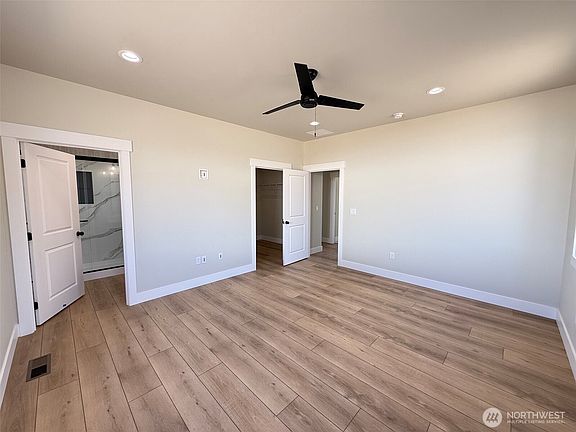 4th image of 133 Juanita Way