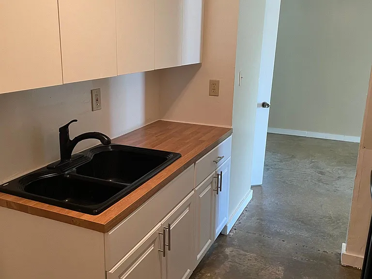 1816 Cincinnati Rd — Photo 12