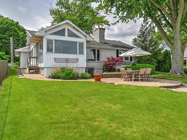 408 N Front St, Syracuse, IN 46567