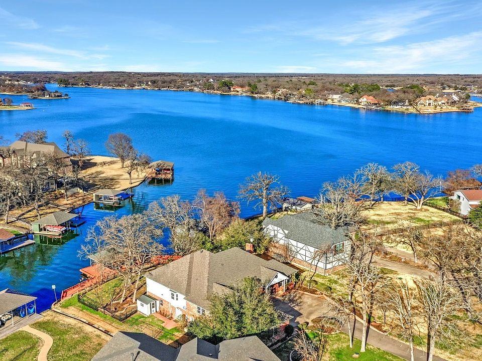 102 Noweta Pl, Lake Kiowa, TX 76240 MLS 20270212 Zillow