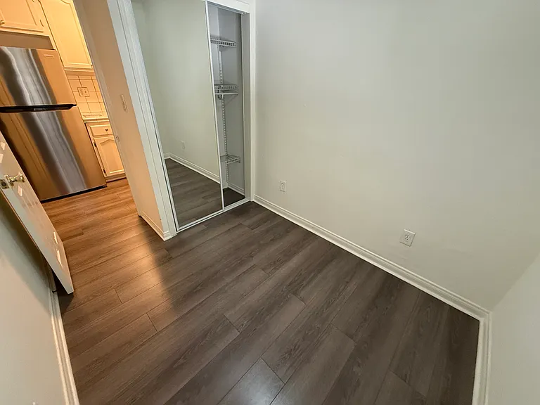 1032-1036 S Normandie Ave #5 — Photo 12