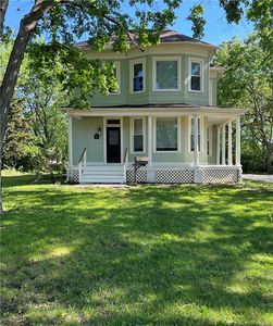 517 E Poplar St, Olathe, KS, 66061