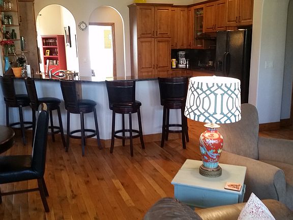 bar seating for 6 people