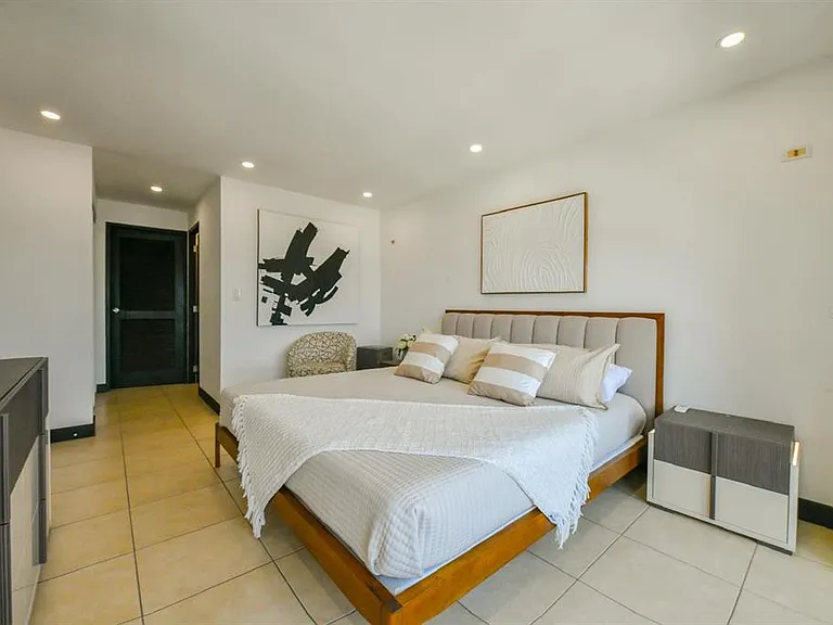 103 Avenue De Diego #1802 — Photo 16