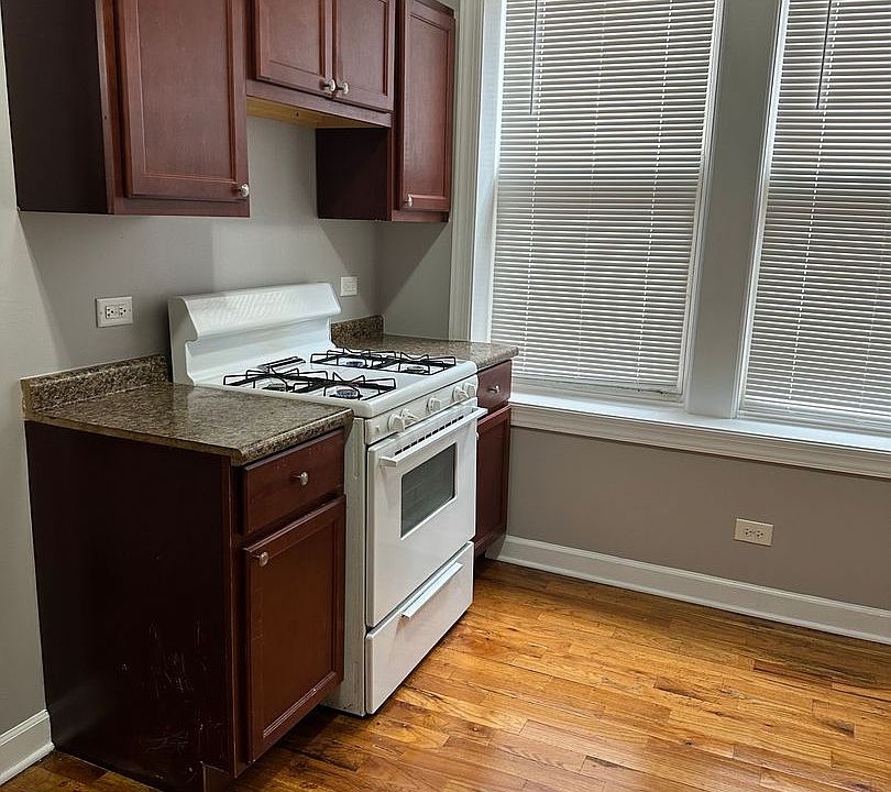 1st image of 3542 W Polk St #3546-2