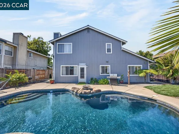 6021 Marsh Hawk Ct, Elk Grove, CA 95758