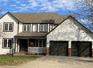 4224 W Helianthus Dr, Lawrence, KS 66047