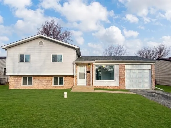 3704 Tamarind Ln, Hazel Crest, IL 60429