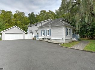 481 Terrill Rd, Fanwood Boro, NJ 07023