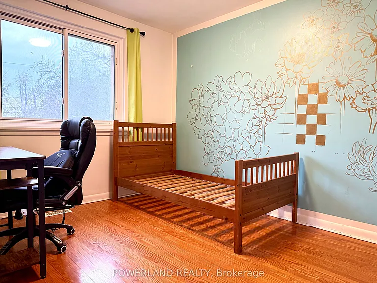 72 Pynford Cres #MAIN FLOOR — Photo 6