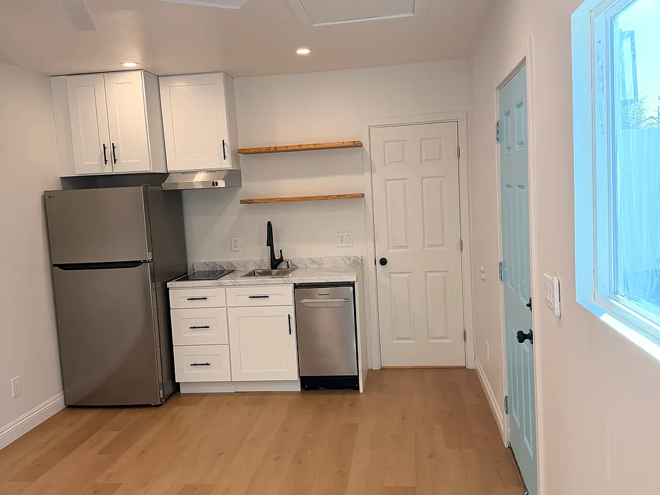 1429 Santa Rosa St #1