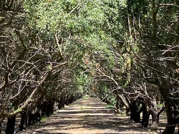 936 Saint Francis Ave, Modesto, CA 95356