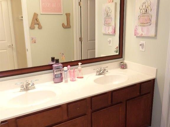 Kids height vanity/full bath
